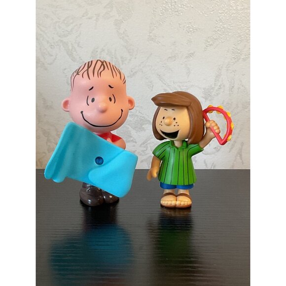 Peanuts Linus Peppermint Patty Charlie Brown Schroeder Action Figure Cake Topper - Picture 7 of 8